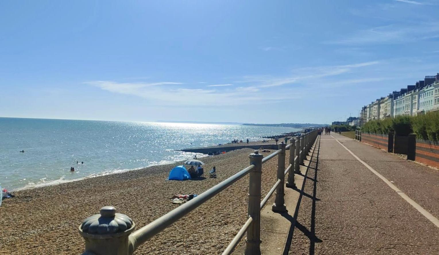 Апартаменты Stunning Seafront Flat,St Leonards Экстерьер фото